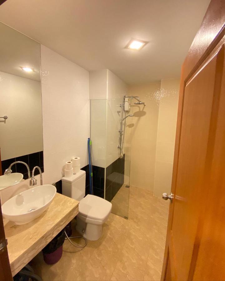 Trio Gems Condo Pattaya, Thailand Джомтиен Бийч Екстериор снимка