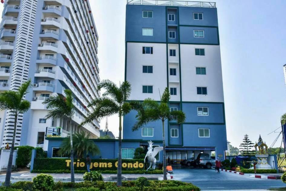 Trio Gems Condo Pattaya, Thailand Джомтиен Бийч Екстериор снимка