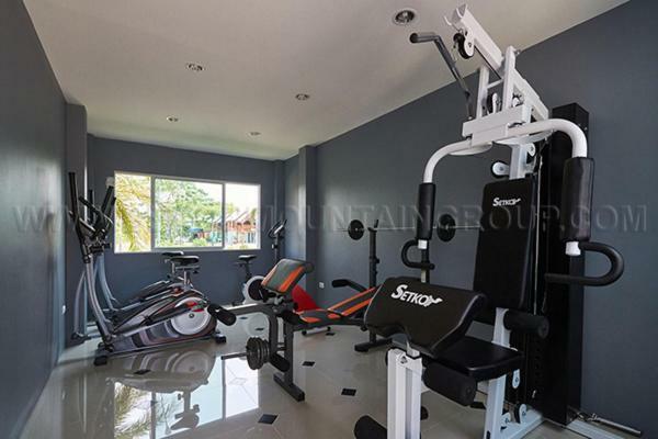 Trio Gems Condo Pattaya, Thailand Джомтиен Бийч Екстериор снимка